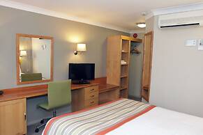 Holiday Inn A55 Chester West by IHG