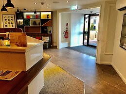 Holiday Inn A55 Chester West by IHG