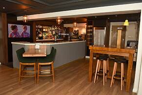 Holiday Inn A55 Chester West by IHG