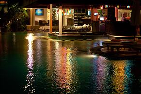 Blu-Zea Resort by Double-Six