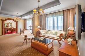 Aryaduta Lippo Village