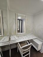 Palms Hotel & Retreat By Palette London Romford