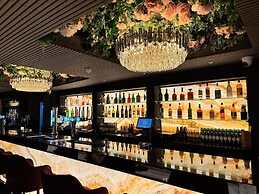 Palms Hotel & Retreat By Palette London Romford