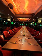 Palms Hotel & Retreat By Palette London Romford