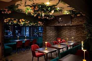 Palms Hotel & Retreat By Palette London Romford
