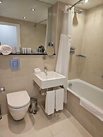 Palms Hotel & Retreat By Palette London Romford