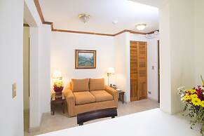 Apartotel & Suites Villas del Rio