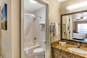 Best Western Heritage Inn
