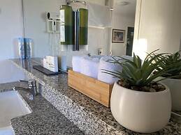 Grand Country Lodge Motel