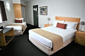 Grand Country Lodge Motel