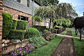 Grand Country Lodge Motel