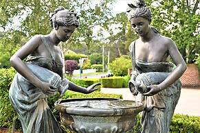 Grand Country Lodge Motel