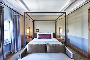 The Hollywood Roosevelt