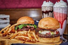 The Hollywood Roosevelt