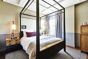 The Hollywood Roosevelt