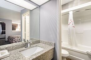 Red Roof Inn & Suites Athens, AL