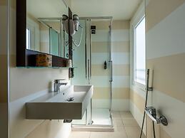 B&B HOTEL Genova Principe