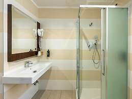 B&B HOTEL Genova Principe