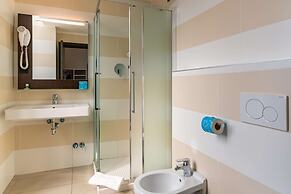 B&B HOTEL Genova Principe