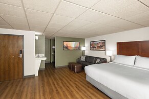 Garner Hotel Butte by IHG