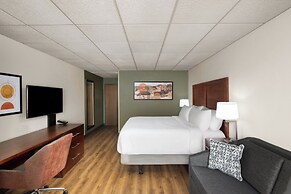Garner Hotel Butte by IHG
