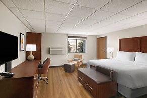Garner Hotel Butte by IHG