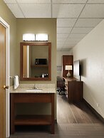 Garner Hotel Butte by IHG