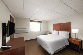 Garner Hotel Butte by IHG
