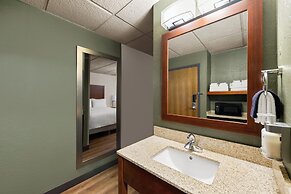 Garner Hotel Butte by IHG