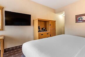 Kathryn Riverfront Inn, an Ascend Collection Hotel