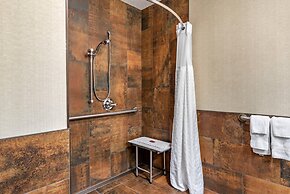 Kathryn Riverfront Inn, an Ascend Collection Hotel