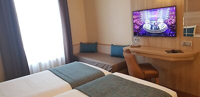 Hotel Champerret Elysees