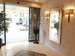 Hotel Champerret Elysees