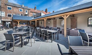 The Golden Fleece Hotel, Thirsk, North Yorkshire