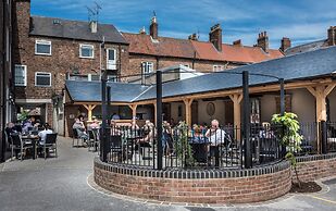 The Golden Fleece Hotel, Thirsk, North Yorkshire