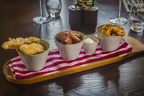 The Golden Fleece Hotel, Thirsk, North Yorkshire