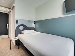 ibis Styles Paris Cadet Lafayette