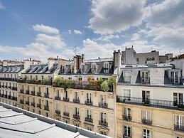 ibis Styles Paris Cadet Lafayette