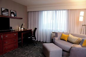 Courtyard by Marriott Waterbury Downtown