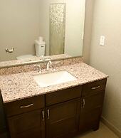 Courtyard by Marriott Waterbury Downtown