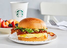 Courtyard by Marriott Waterbury Downtown