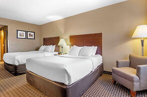 Comfort Inn & Suites Raphine - Lexington near I-81 and I-64