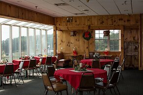 Comfort Inn & Suites Raphine - Lexington near I-81 and I-64