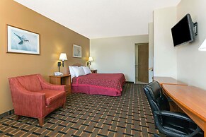 Days Inn by Wyndham Paxton