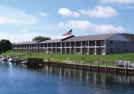 Fleetwood Inn & Suites