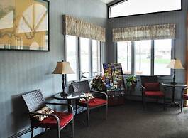 Fleetwood Inn & Suites