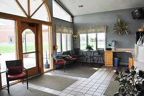 Fleetwood Inn & Suites