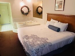 Fleetwood Inn & Suites