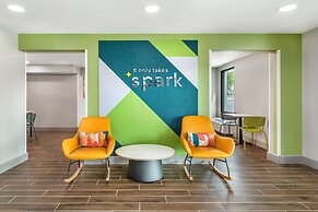 Spark by Hilton Knoxville North I-75