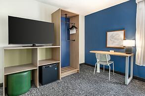 Spark by Hilton Knoxville North I-75